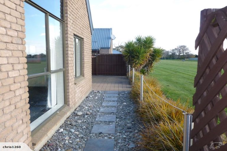 Photo of property in 2/40 Sabys Road, Halswell, Christchurch, 8025