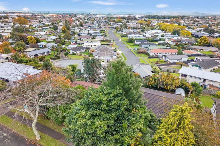 Photo of property in 22 Pohutukawa Drive, Pukete, Hamilton, 3200