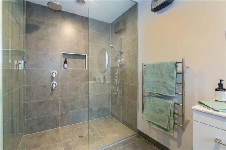 Photo of property in 1b King Street, Mosgiel, 9024