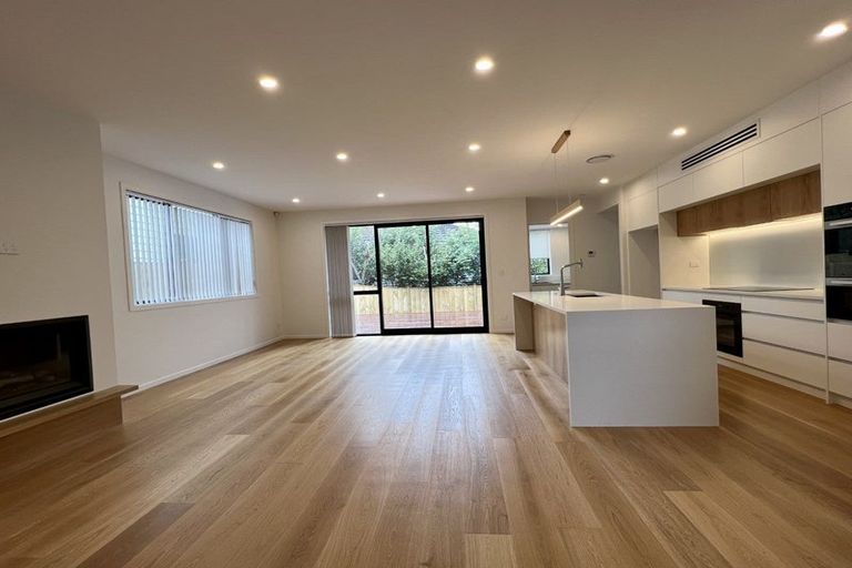 Photo of property in 160b Campbell Road, Greenlane, Auckland, 1061