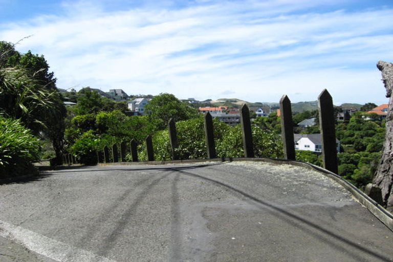 Photo of property in 95 Nicholson Road, Khandallah, Wellington, 6035
