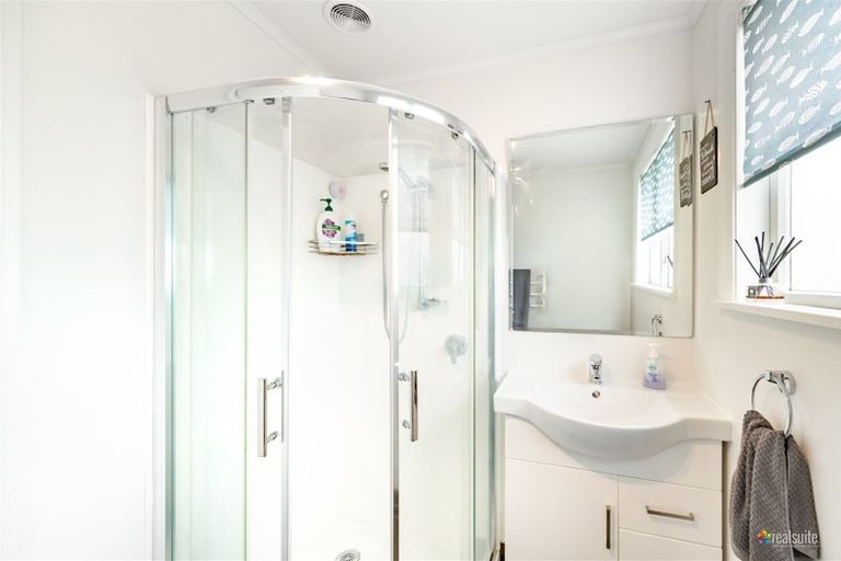 Photo of property in 55 Oxford Terrace, Epuni, Lower Hutt, 5011