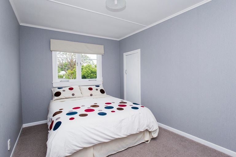 Photo of property in 16 Macdonald Street, Te Hapara, Gisborne, 4010