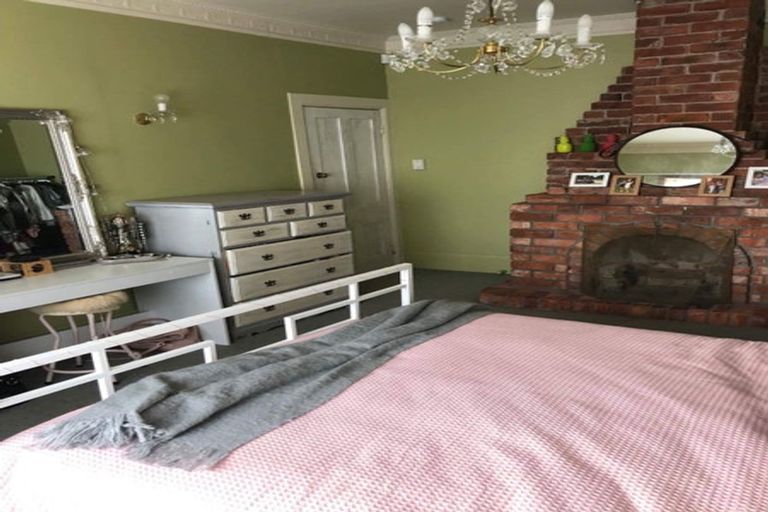 Photo of property in 421 Ruahine Street, Terrace End, Palmerston North, 4410