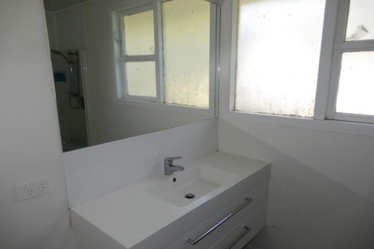 Photo of property in 1 Wavell Place, Putaruru, 3411