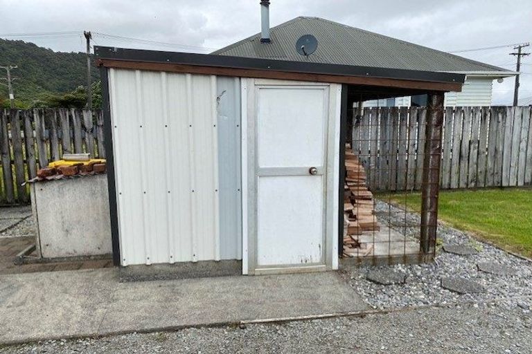Photo of property in 48 Monro Street, Cobden, Greymouth, 7802