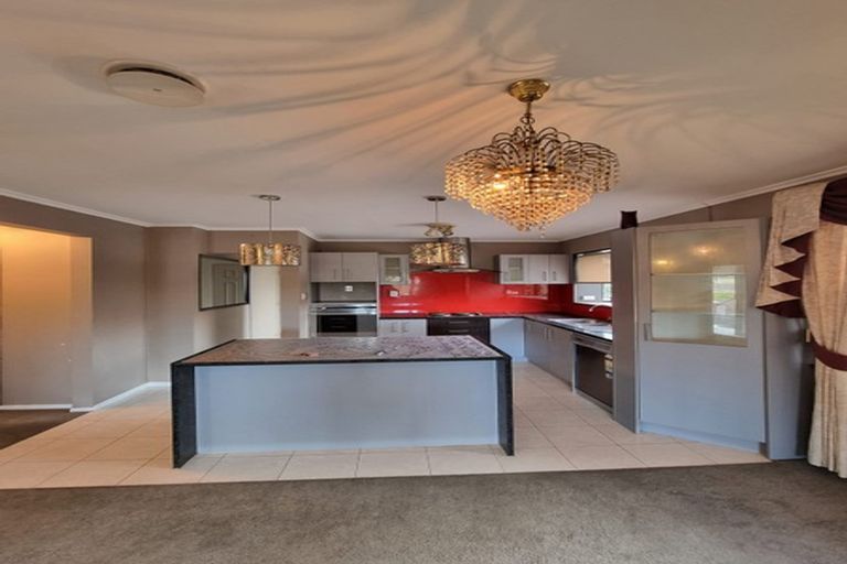 Photo of property in 18 Greenmeadows Avenue, Manurewa East, Auckland, 2102