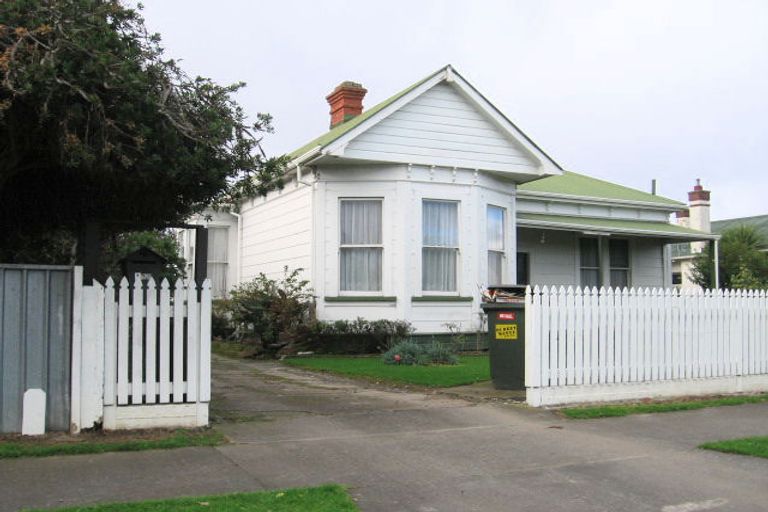 Photo of property in 117 Russell Street, Palmerston North, 4414