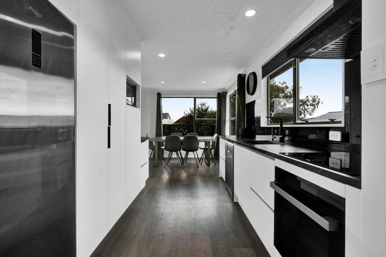 Photo of property in 9 Culzean Grove, Bell Block, New Plymouth, 4312