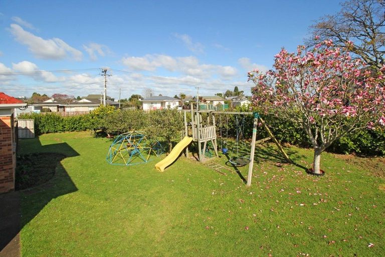 Photo of property in 74 Landscape Road, Papatoetoe, Auckland, 2025
