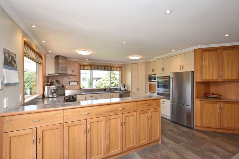 Photo of property in 266 Yarrow Street, Richmond, Invercargill, 9810