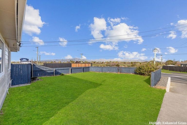 Photo of property in 405 Breezes Road, Aranui, Christchurch, 8061