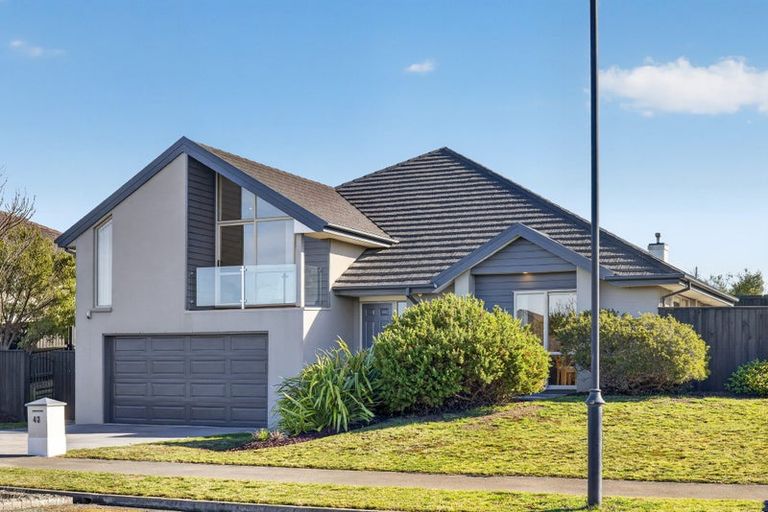 Photo of property in 43 Puhara Avenue, Parklands, Christchurch, 8083