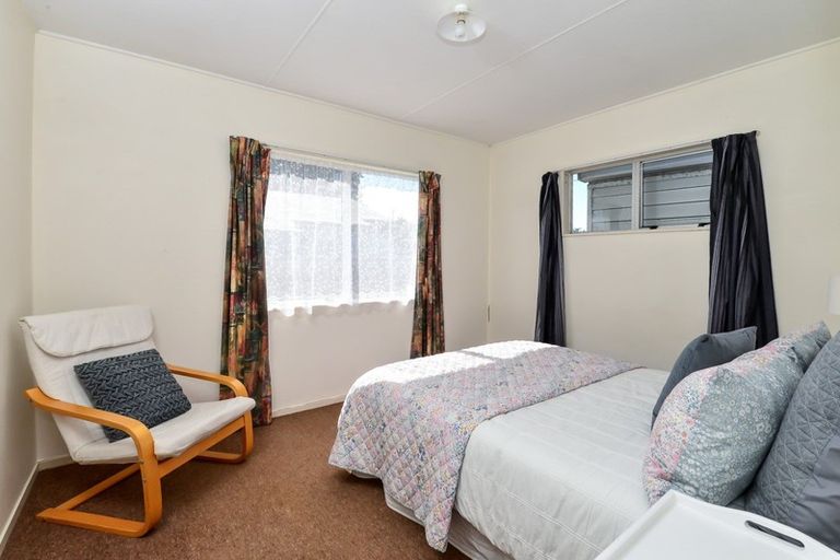 Photo of property in 39e Avalon Drive, Nawton, Hamilton, 3200