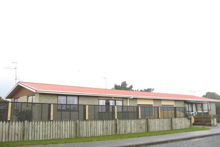 Photo of property in 105 Mavora Crescent, Heidelberg, Invercargill, 9812