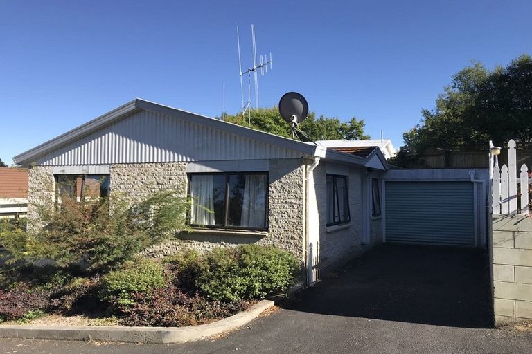 Photo of property in 2/11a Union Street, Claudelands, Hamilton, 3214