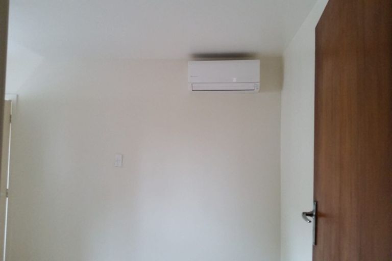 Photo of property in 113 Yaldhurst Road, Sockburn, Christchurch, 8042