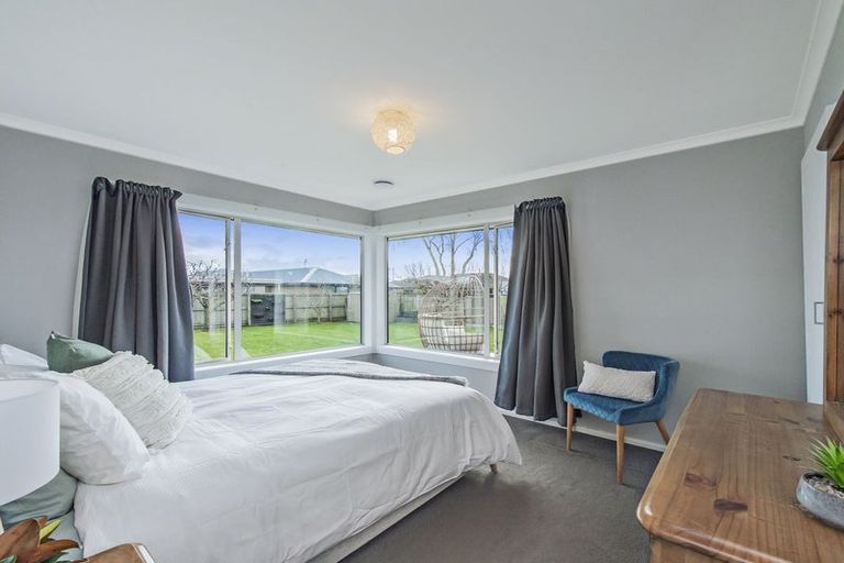 Photo of property in 9 Bellina Place, Broomfield, Christchurch, 8042