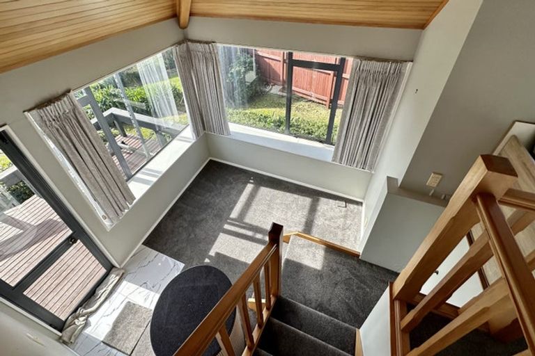 Photo of property in 3 Jim Rhind Place, Pahurehure, Papakura, 2113