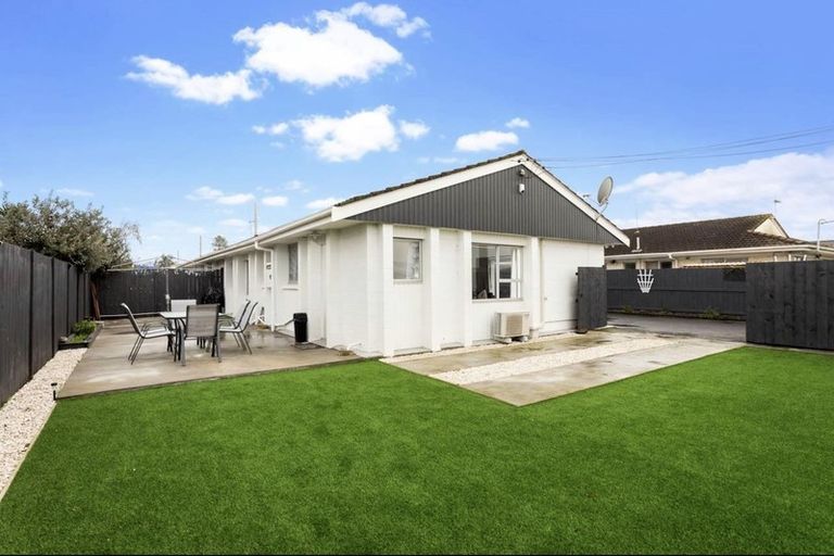 Photo of property in 1/26 Airfield Road, Takanini, 2112