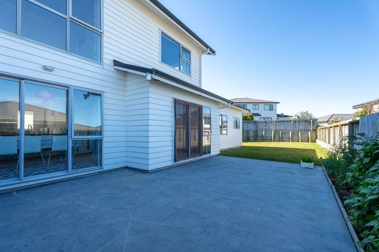 Photo of property in 71 Grenada Drive, Grenada Village, Wellington, 6037