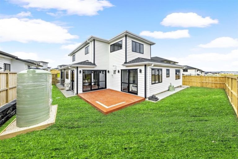 Photo of property in 7 Te Aramanu Crescent, Papakura, 2110