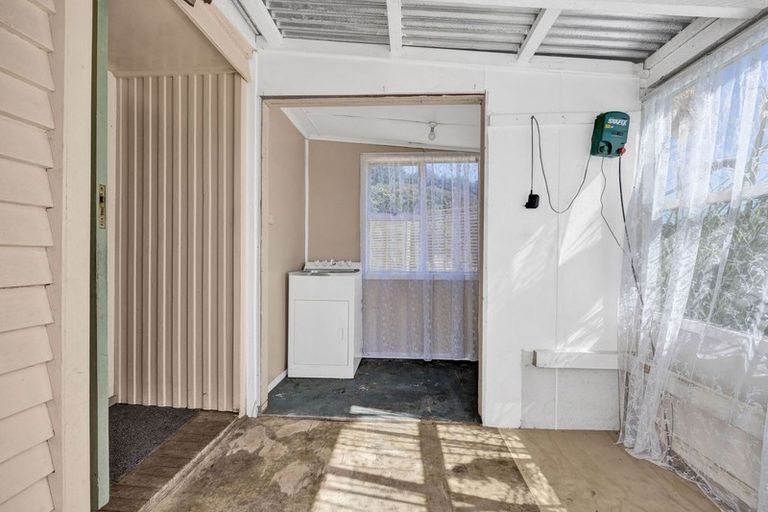 Photo of property in 1530 Mokau Road, Uruti, Urenui, 4379