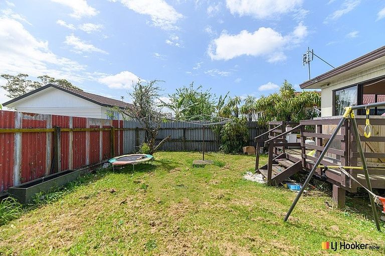 Photo of property in 2/190 Te Irirangi Drive, Flat Bush, Auckland, 2019