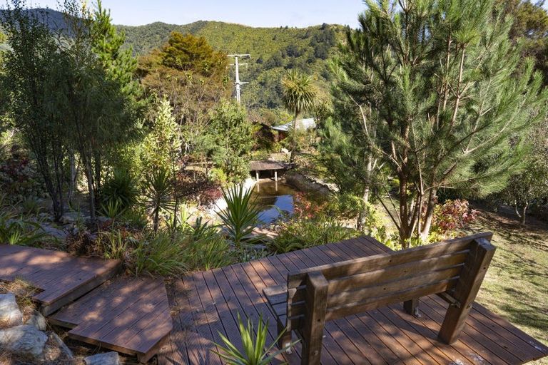 Photo of property in 165 Boons Valley Road, Waikawa, Picton, 7220