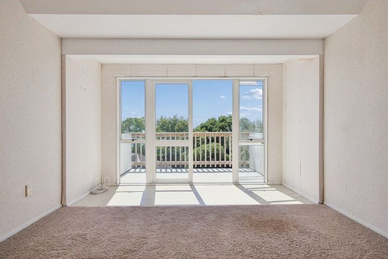 Photo of property in 10/674l Ranginui Road, Welcome Bay, Tauranga, 3175