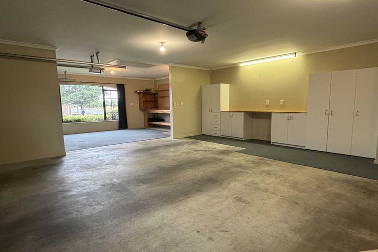 Photo of property in 151 Schnell Drive, Kelvin Grove, Palmerston North, 4414