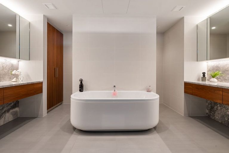 Photo of property in Clyde Quay Wharf, 3b/1 Clyde Quay Wharf, Te Aro, Wellington, 6011