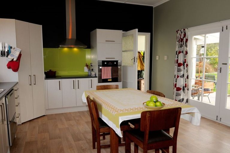 Photo of property in 64 Waihao Back Road, Waimate, 7979