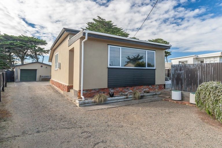 Photo of property in 11a Rangitane Street, Himatangi Beach, Foxton, 4891