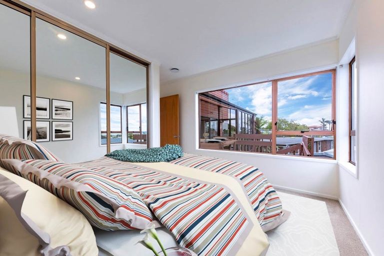 Photo of property in 237 Te Atatu Road, Te Atatu South, Auckland, 0610