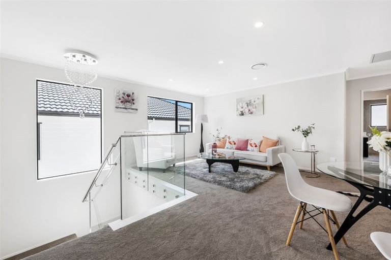 Photo of property in 4 Aklander Rise, Flat Bush, Auckland, 2019