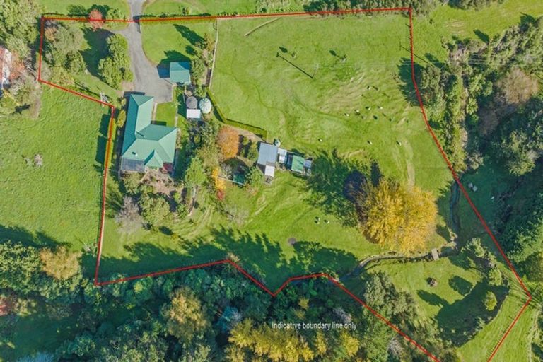 Photo of property in 303 Pahiatua Aokautere Road, Aokautere, Palmerston North, 4471