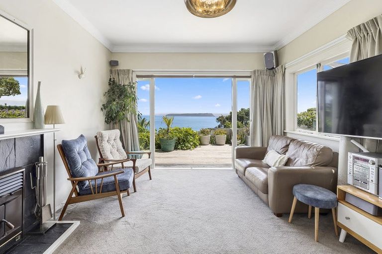 Photo of property in 58 Motuhara Road, Plimmerton, Porirua, 5026