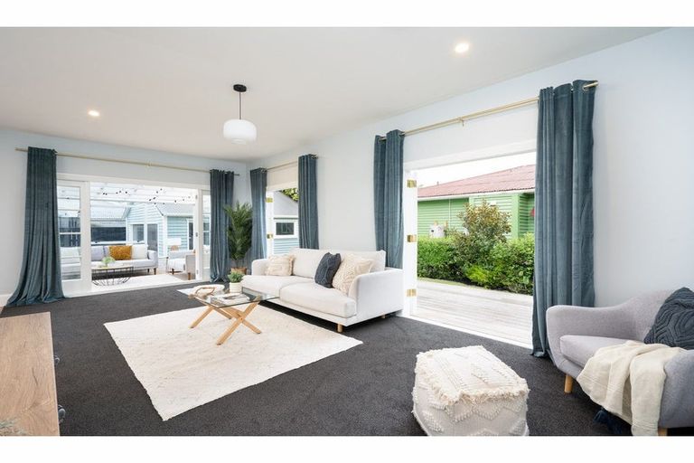 Photo of property in 2/71 Ashgrove Terrace, Somerfield, Christchurch, 8024