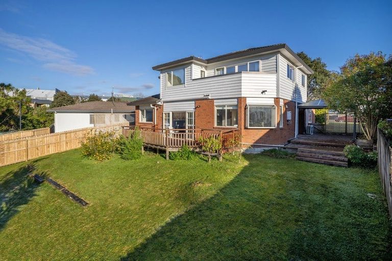Photo of property in 39 Millstream Drive, Henderson, Auckland, 0610