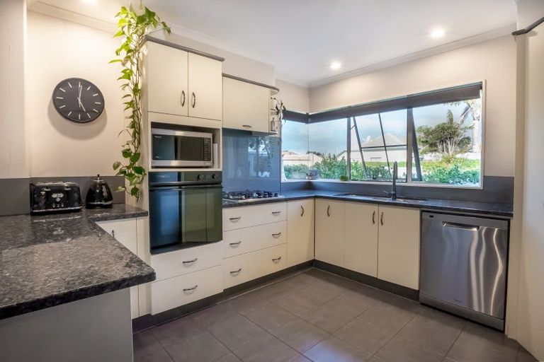 Photo of property in 26 Crichton Terrace, Mount Maunganui, 3116