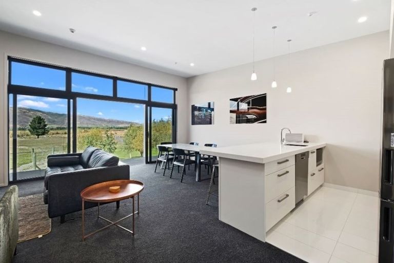 Photo of property in 20a Monaco Drive, Cromwell, 9384