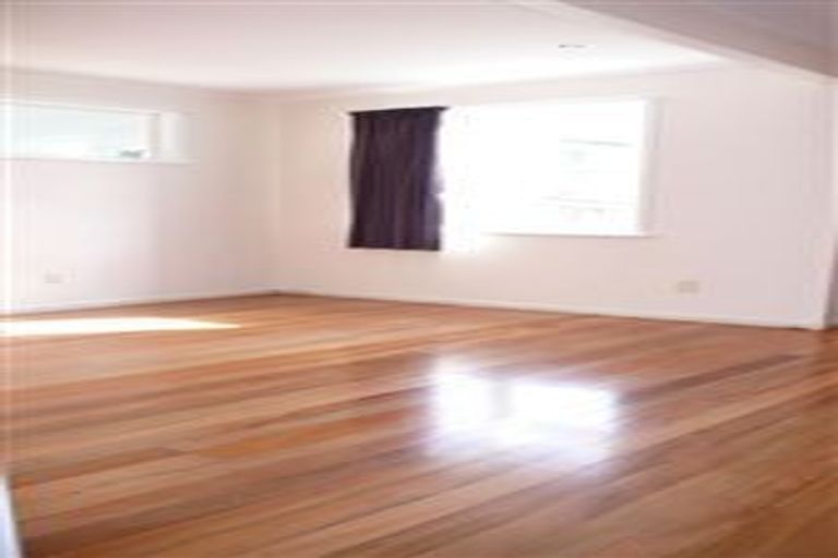 Photo of property in 73 Manuka Road, Bayview, Auckland, 0629