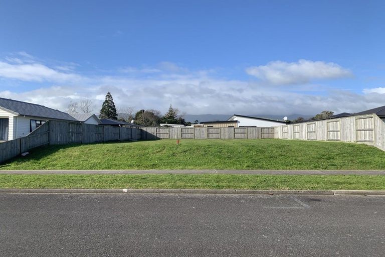 Photo of property in 12 Millhaven Place, Otaki, 5512