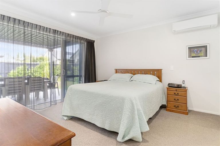 Photo of property in 77 Sandhurst Drive, Papamoa Beach, Papamoa, 3118