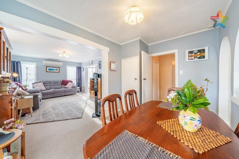 Photo of property in 42 Coast Road, Wainuiomata, Lower Hutt, 5014