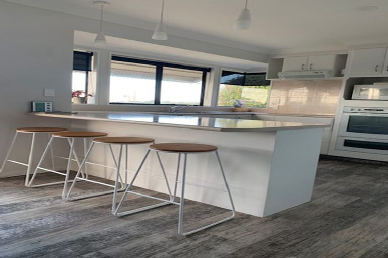 Photo of property in 18 Claridge Place, Mount Maunganui, 3116