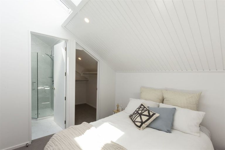 Photo of property in 2/24 Rookwood Avenue, New Brighton, Christchurch, 8083