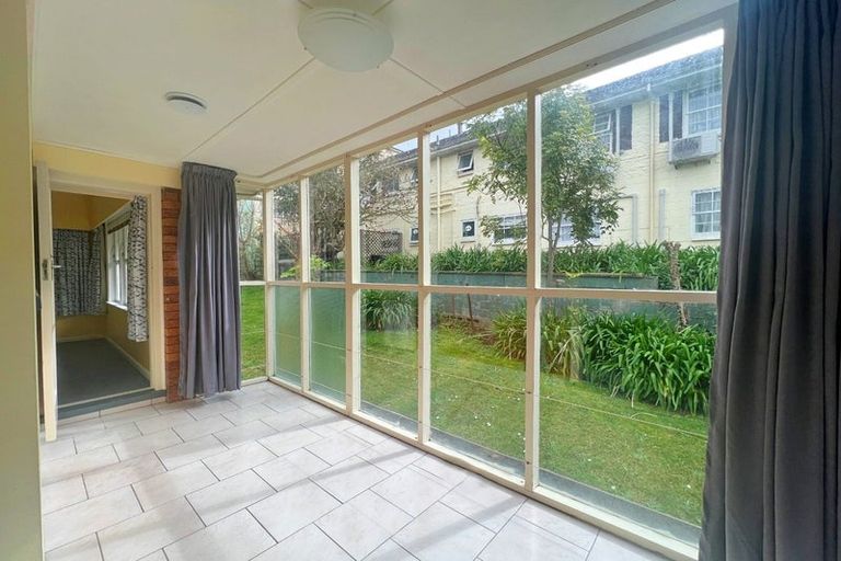 Photo of property in 4 Pembroke Lane, Hamilton Lake, Hamilton, 3204