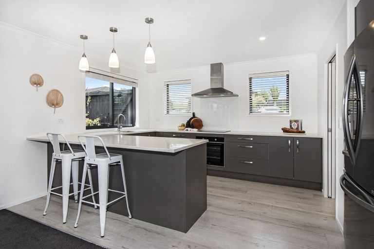 Photo of property in 18 Roderick Place, Onerahi, Whangarei, 0110